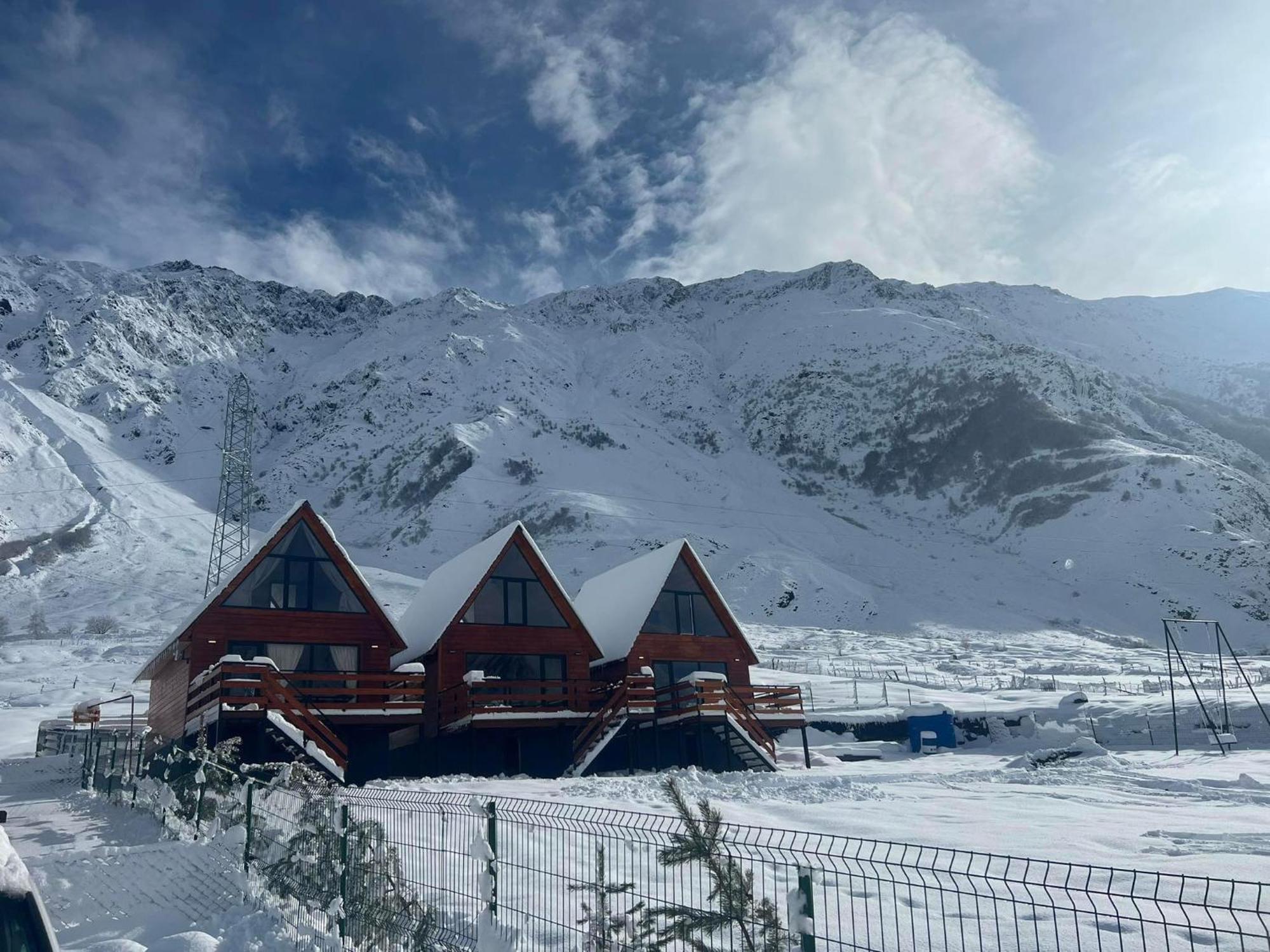 Cozy Home Kazbegi Bagian luar foto